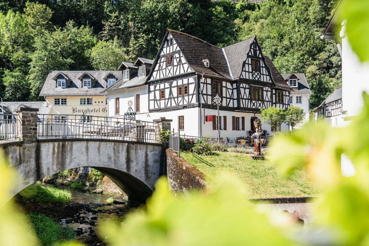 Landgasthof Zur Burg Grenzau Hoehr-Grenzhausen Luaran gambar