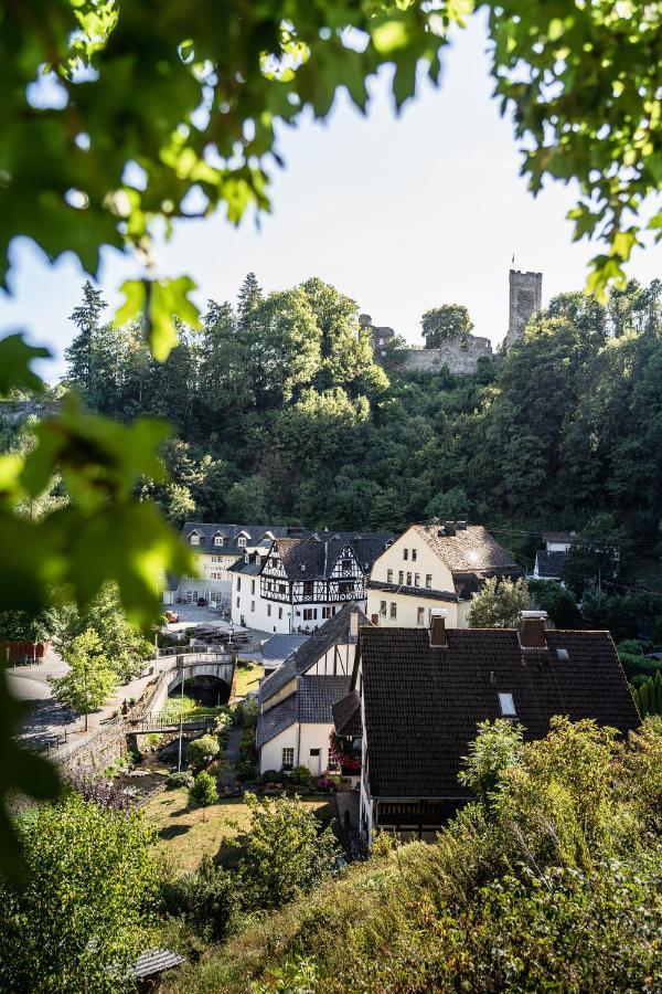Landgasthof Zur Burg Grenzau Hoehr-Grenzhausen Luaran gambar