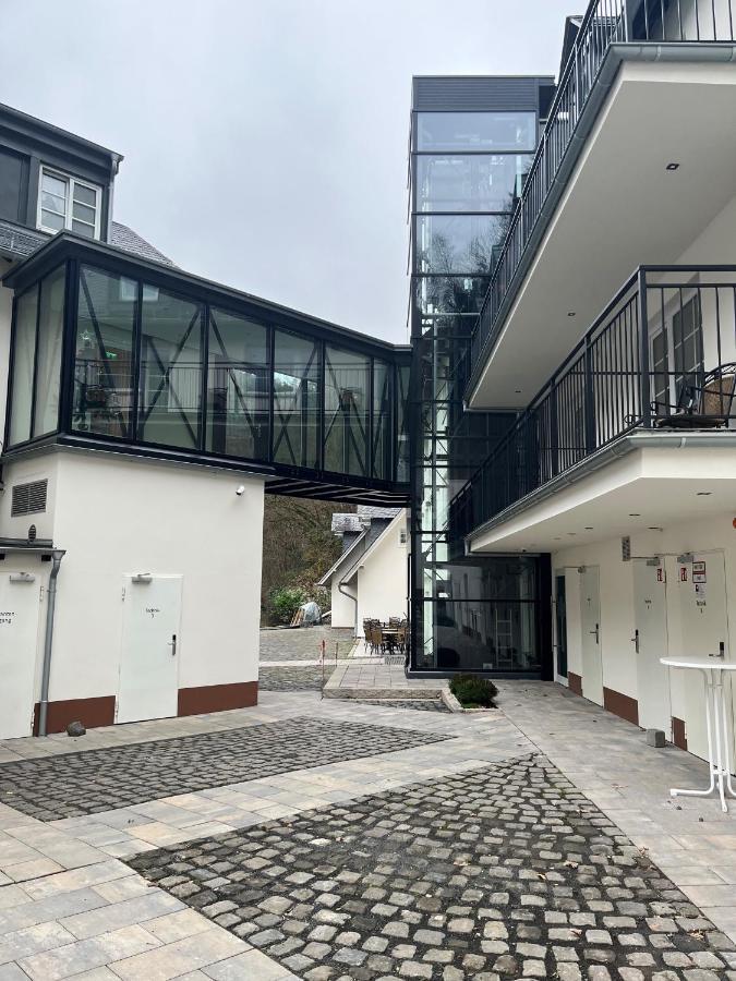 Landgasthof Zur Burg Grenzau Hoehr-Grenzhausen Luaran gambar
